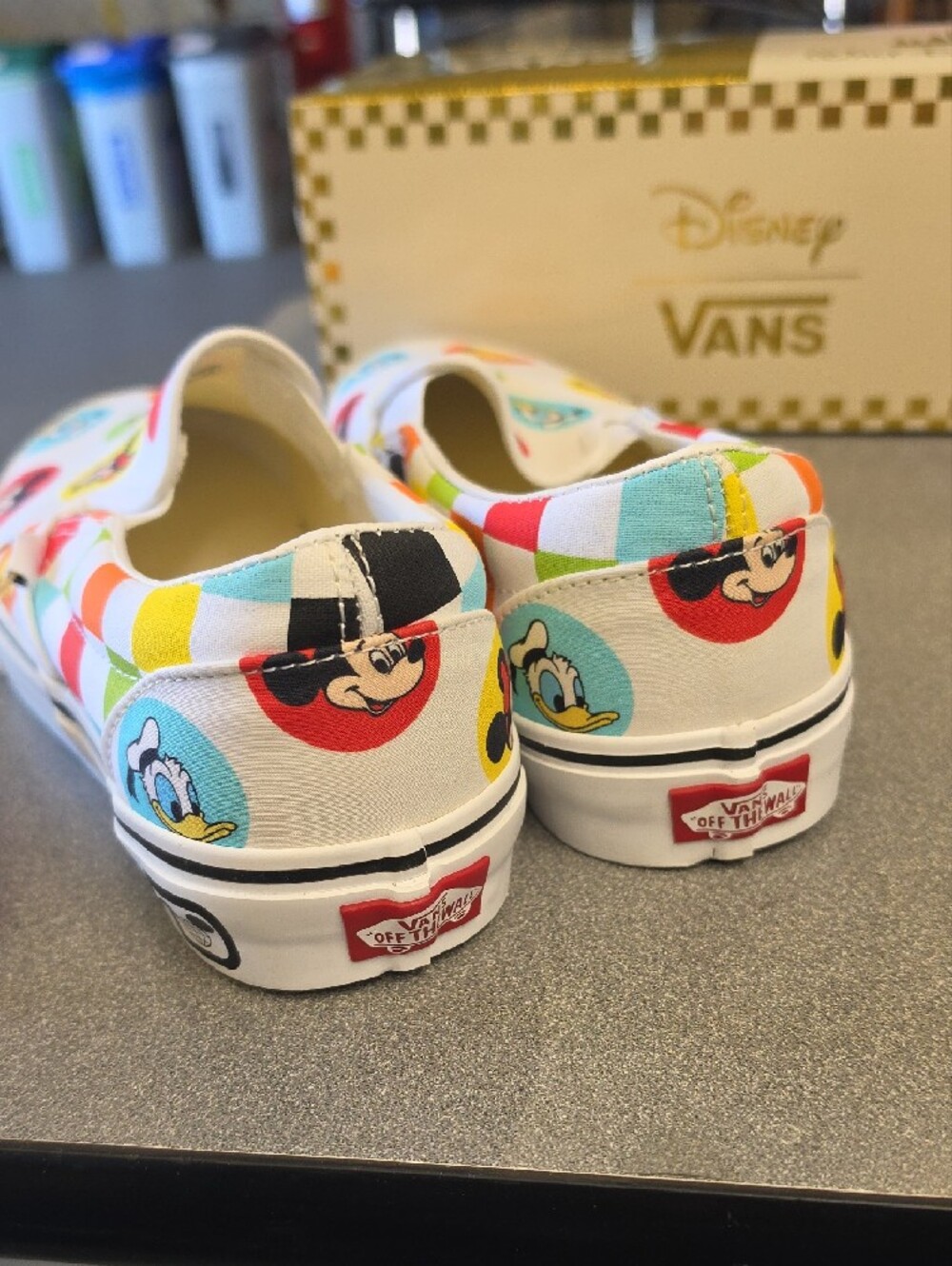 Vans Walt Disney World 50th Anniversary Shoes (2022) - Picture 3 of 6